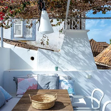 Casa Dona Ana Tavira