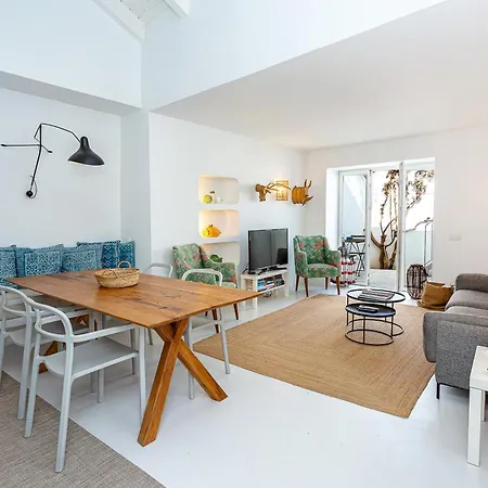 Casa Dona Ana Tavira